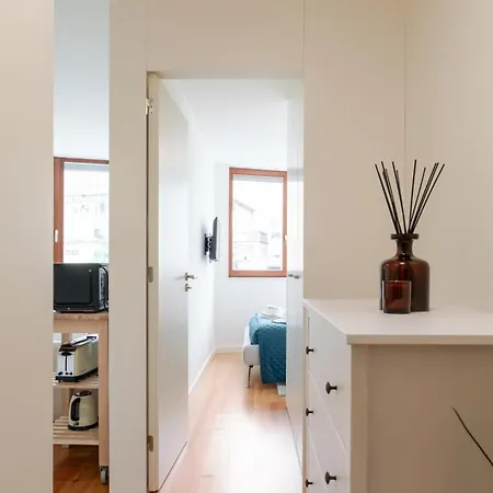 Modern & Bright Flat In Cedofeita By Hostwise *