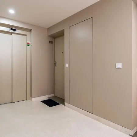 Modern & Bright Flat In Cedofeita By Hostwise