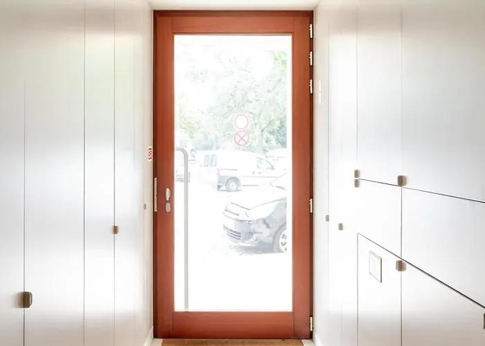 Modern & Bright Flat In Cedofeita By Hostwise * פורטו