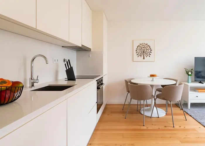 Modern & Bright Flat In Cedofeita By Hostwise Lägenhet Oporto