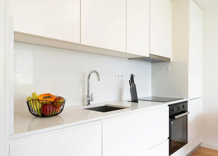 Modern & Bright Flat In Cedofeita By Hostwise *